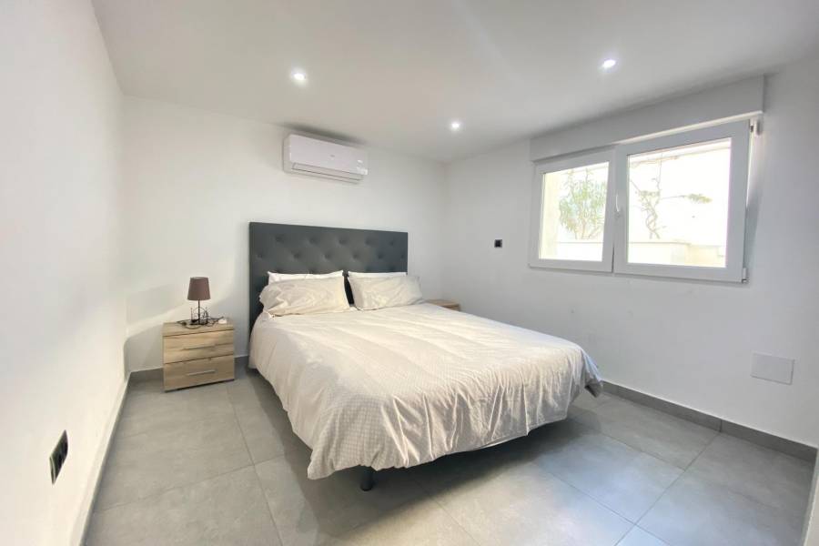 Venta - Villa de Lujo - Aldea del mar - Torrevieja