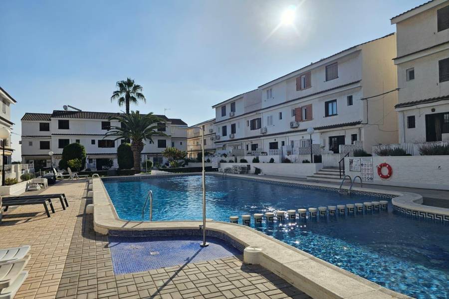Salg - Rekkehus - Punta Prima - Torrevieja