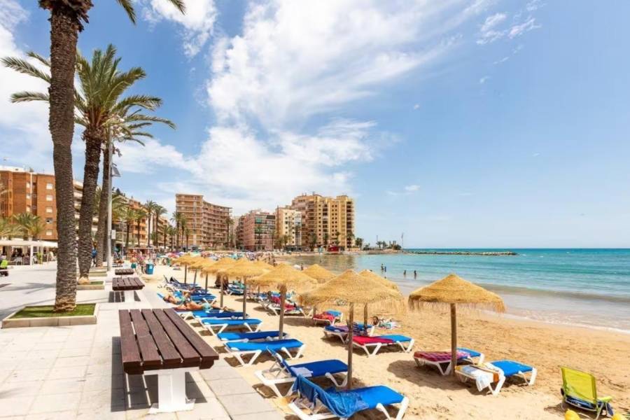 Verkauf - Villa - Centro - Torrevieja