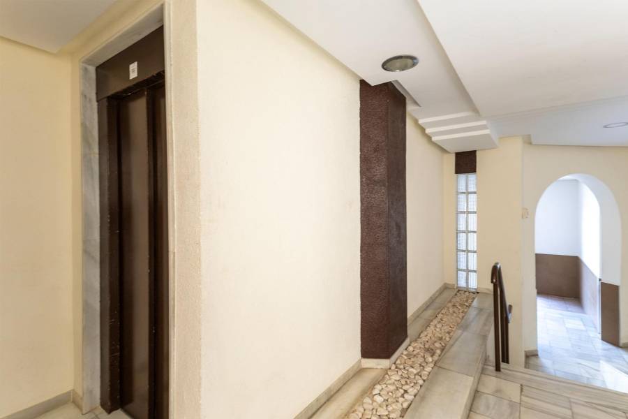 Sale - Apartment - La veleta - Torrevieja