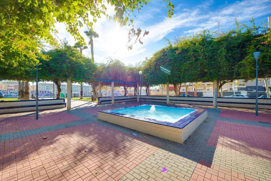 Venta - Apartamento - Playa del Cura - Torrevieja