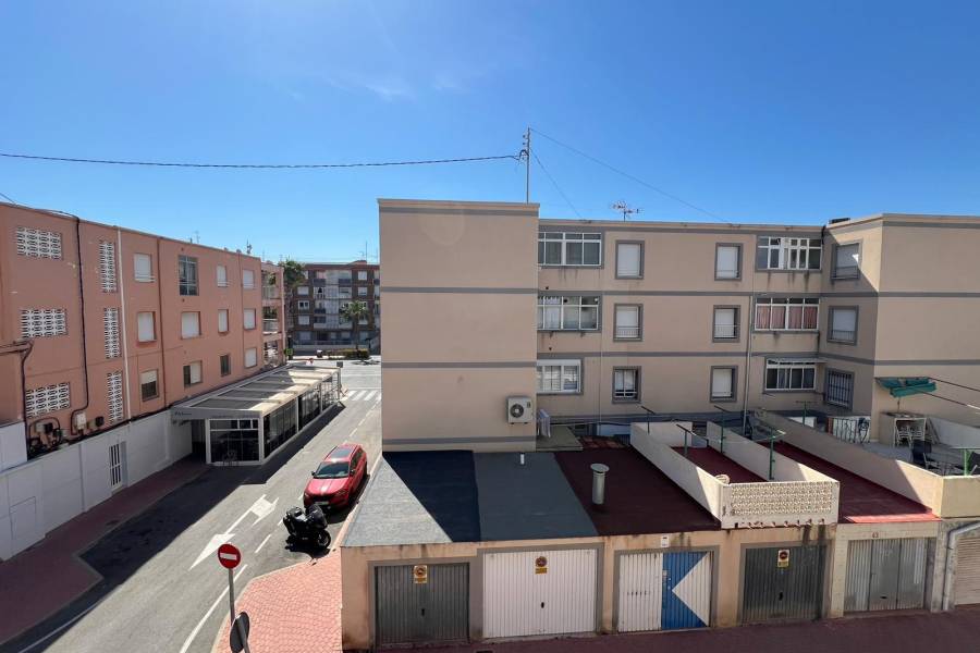 Försäljning - Lägenhet - Playa de los Naufragos - Torrevieja