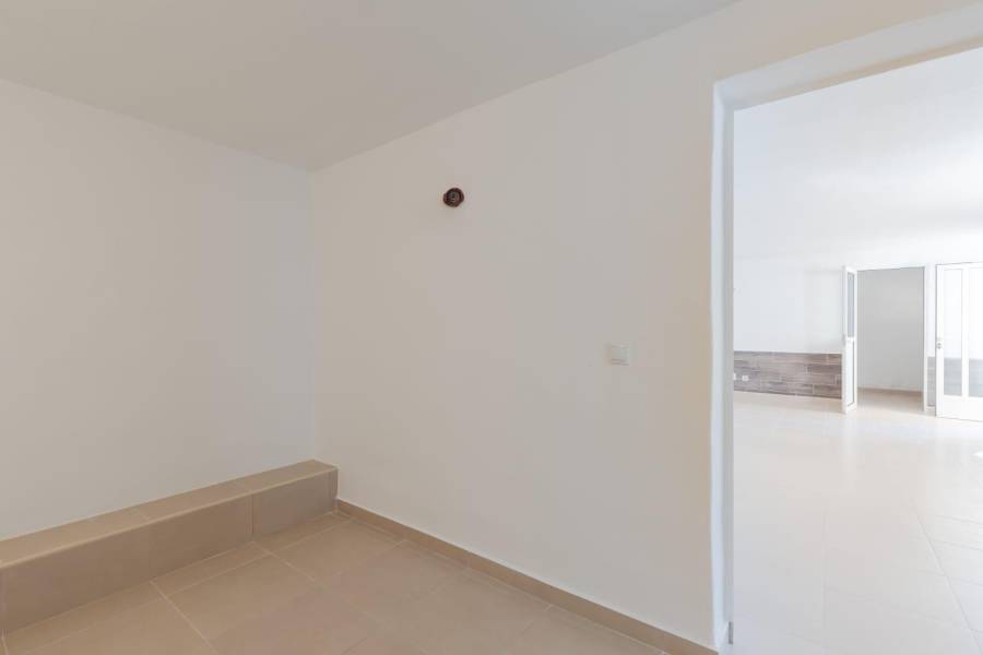 Venta - Chalet - Las filipinas - San Miguel de Salinas