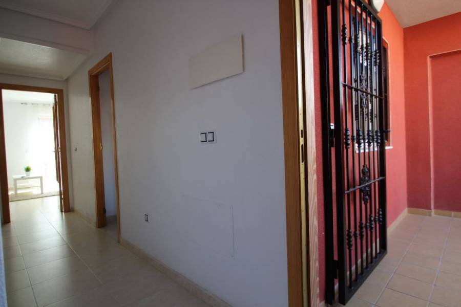 Verkauf - Reihenhaus - Aguas nuevas 1 - Torrevieja