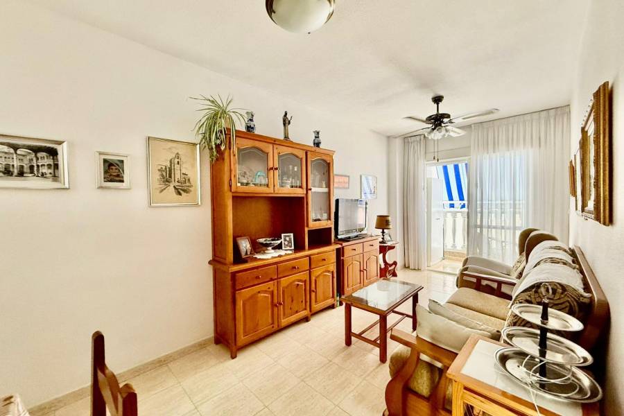 Venta - Apartamento - Estacion de autobuses - Torrevieja