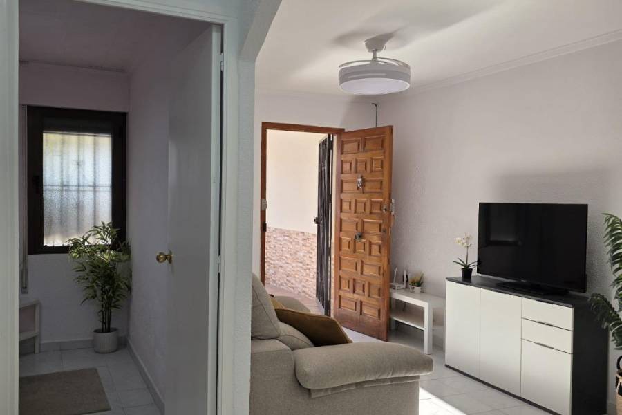 Sale - Bungalow - La Siesta - El Salado - Torreta - Torrevieja