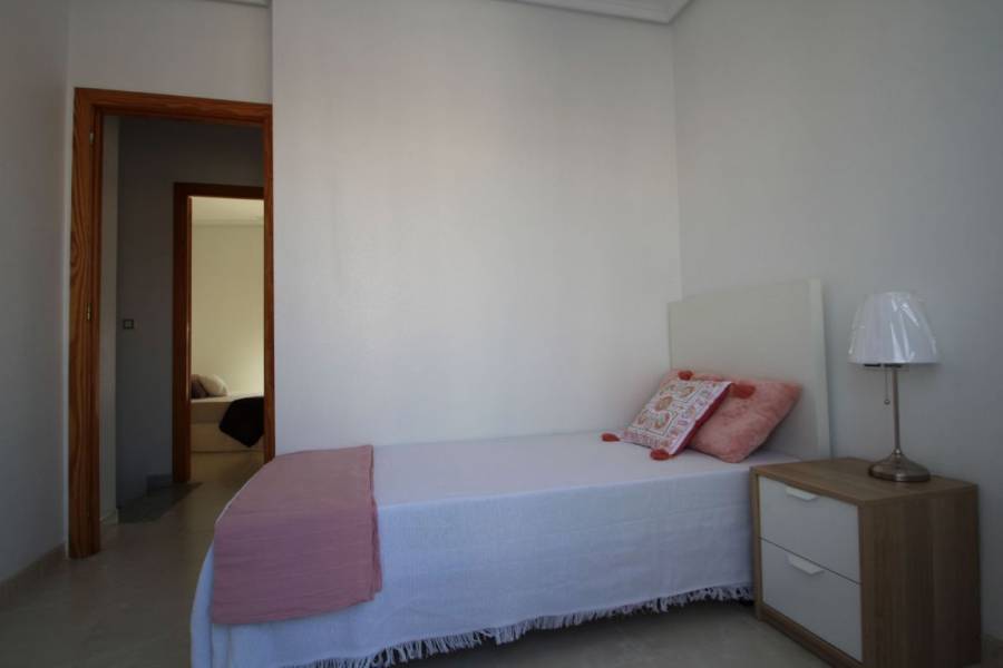 Verkauf - Reihenhaus - Aguas nuevas 1 - Torrevieja