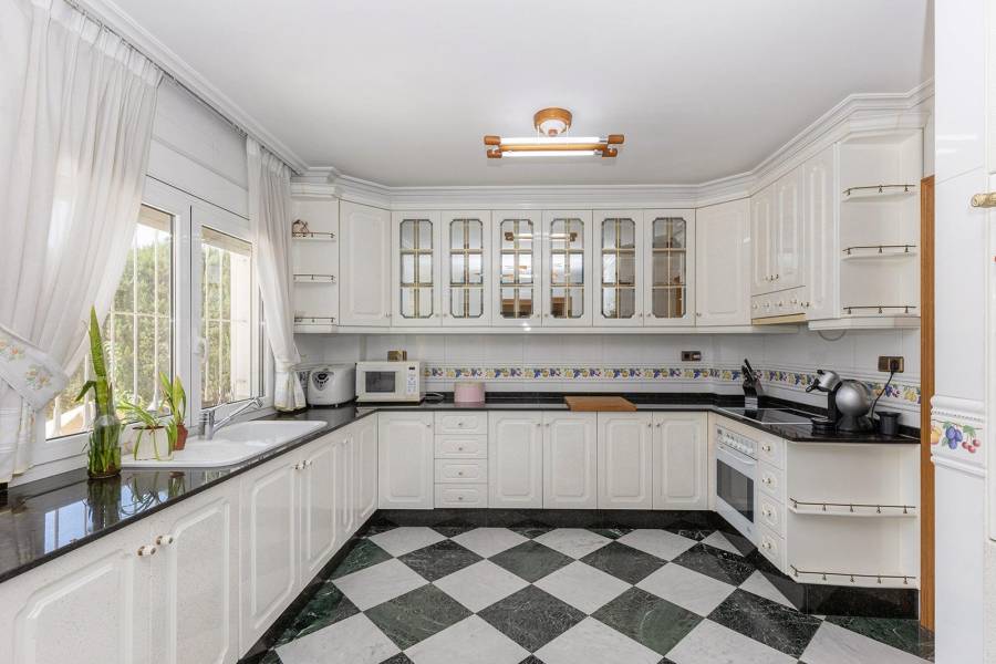 Försäljning - Villa - Torreta florida - Torrevieja