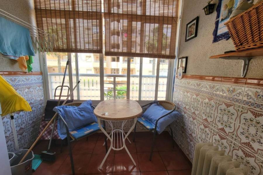 Venta - Apartamento - Nueva Torrevieja - Torrevieja