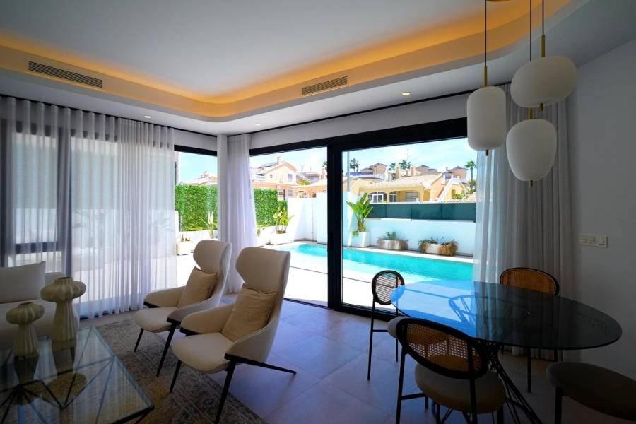 Försäljning - Villa - Los Altos - Orihuela Costa