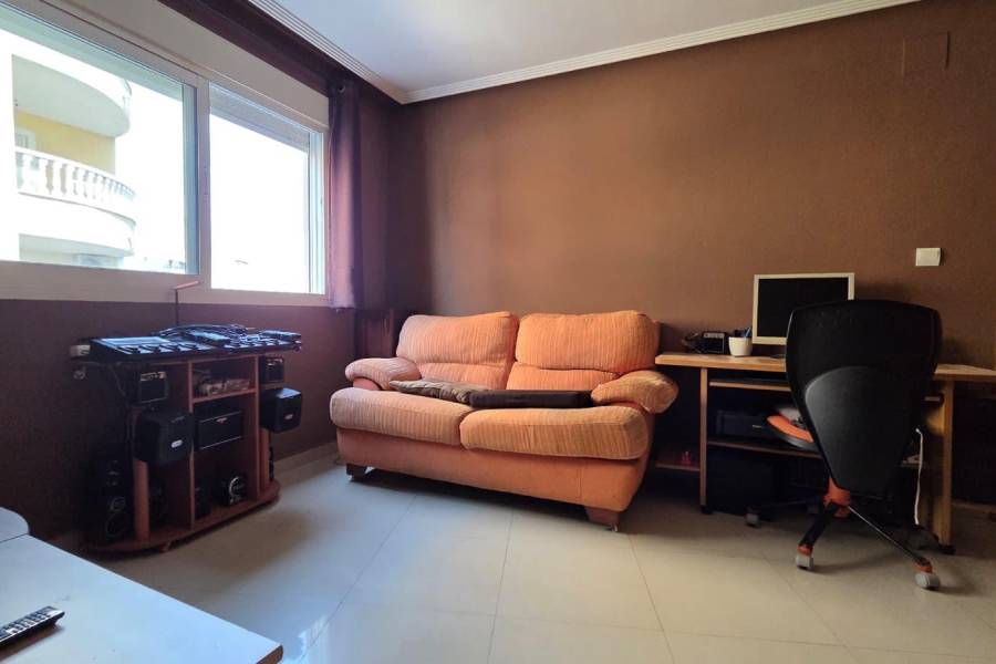 Venta - Apartamento - Paseo maritimo - Torrevieja