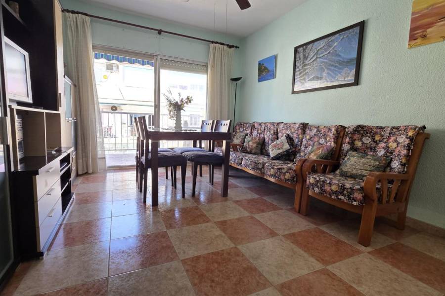 Venta - Apartamento - Estacion de autobuses - Torrevieja