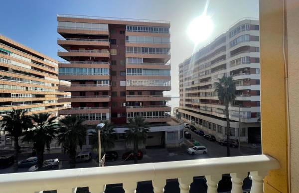 Apartamento - Venta - Acequion - Torrevieja