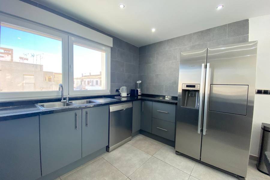 Venta - Villa de Lujo - Aldea del mar - Torrevieja