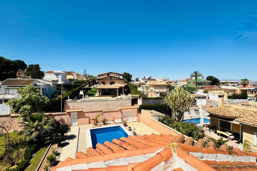 Venta - Chalet - Los Balcones - Los Altos del Edén - Torrevieja