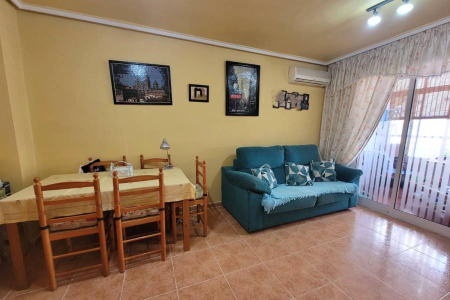 Venta - Apartamento - Nueva Torrevieja - Torrevieja
