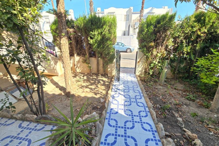 Venta - Bungalow Planta Baja - Aguas Nuevas - Torrevieja
