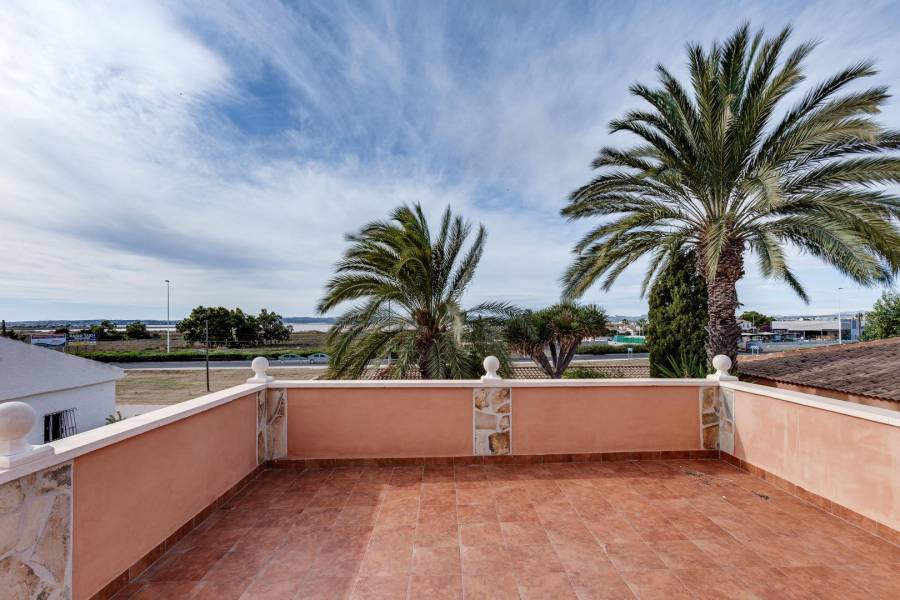 Venta - Villa de Lujo - San luis - Torrevieja