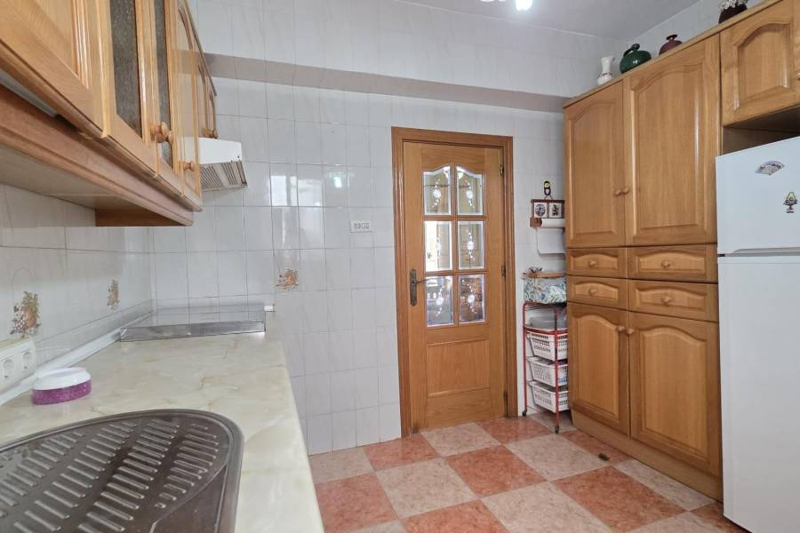 Venta - Apartamento - Estacion de autobuses - Torrevieja