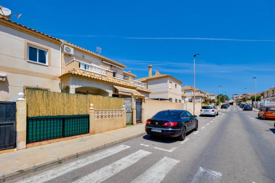 Venta - Bungalow Planta Alta - Aguas Nuevas - Torrevieja