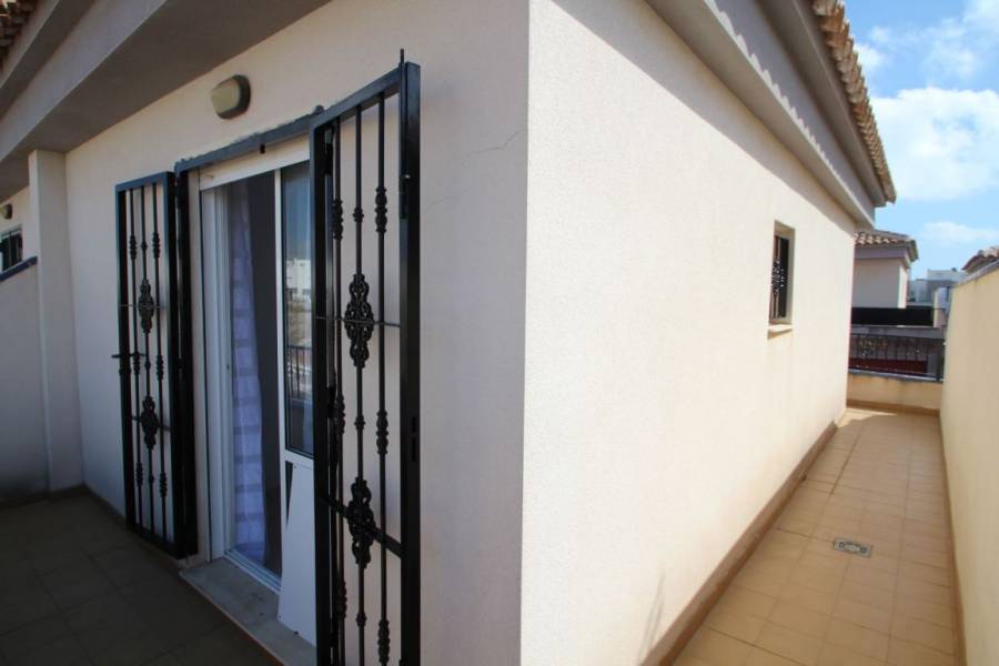 Verkauf - Reihenhaus - Aguas nuevas 1 - Torrevieja