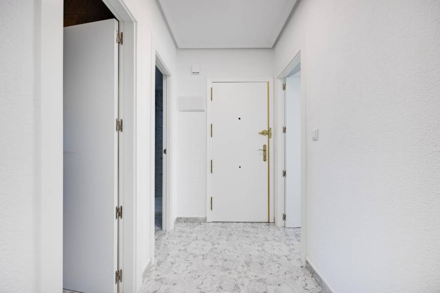 Venta - Apartamento - Playa del Cura - Torrevieja