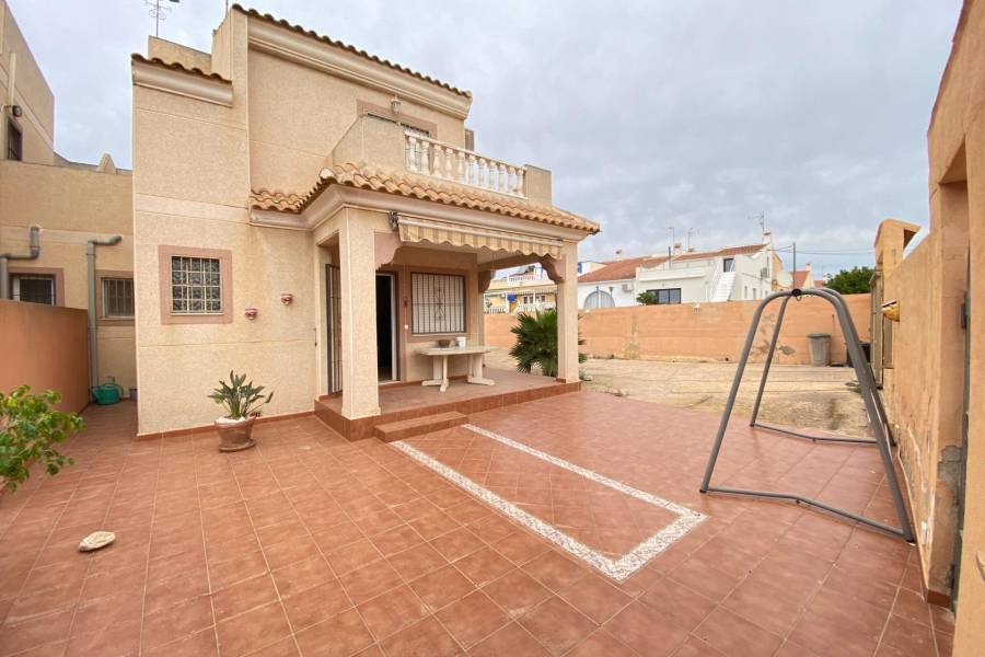 Försäljning - Fristående hus - San luis - Torrevieja