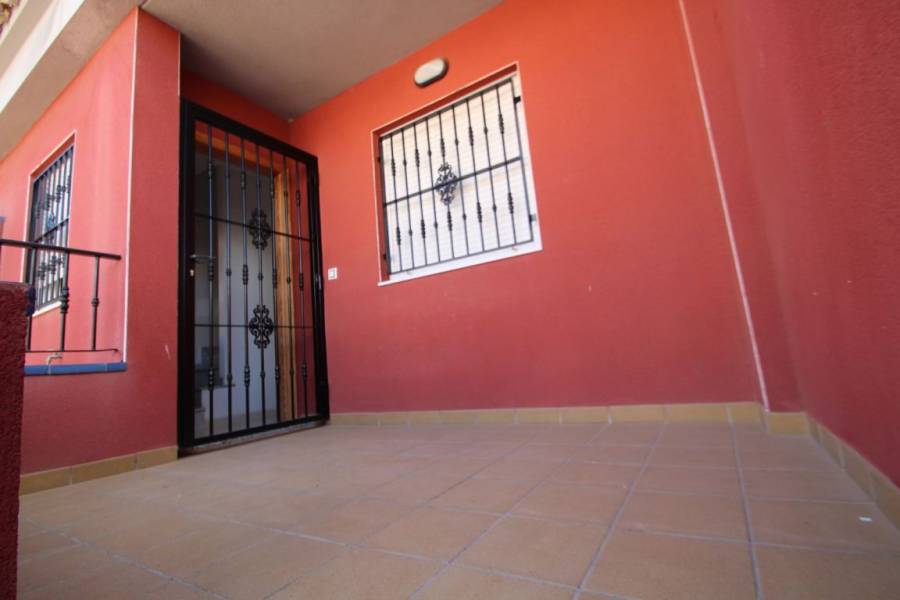 Verkauf - Reihenhaus - Aguas nuevas 1 - Torrevieja