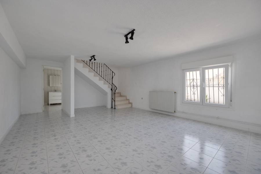 Venta - Pareado - La Siesta - El Salado - Torreta - Torrevieja