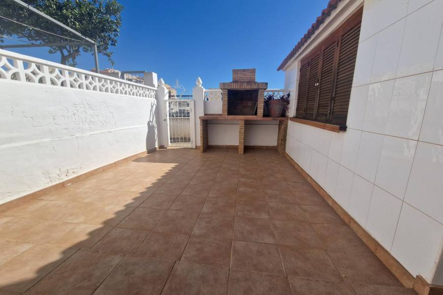 Sale - Terraced house - Estacion de autobuses - Torrevieja