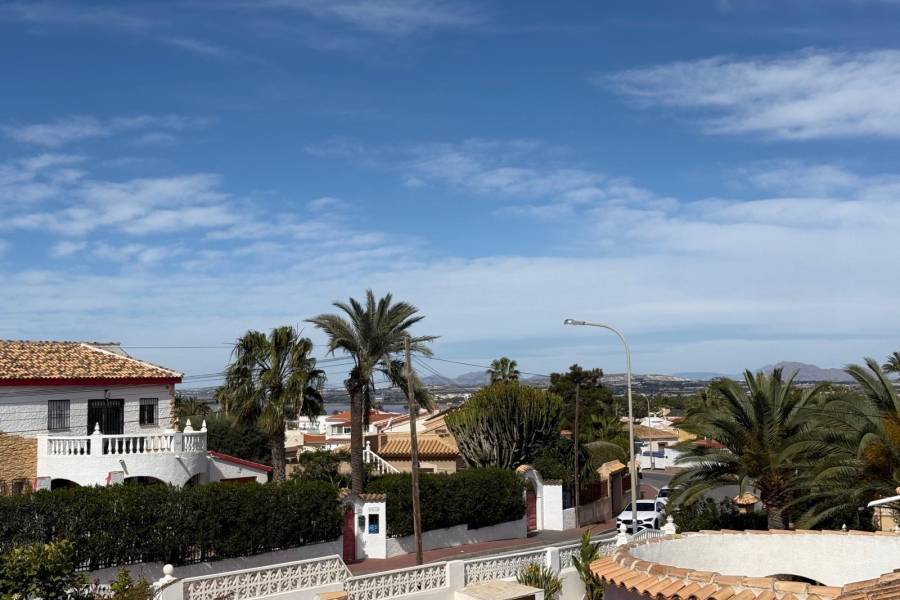 Venta - Chalet - El chaparral - Torrevieja