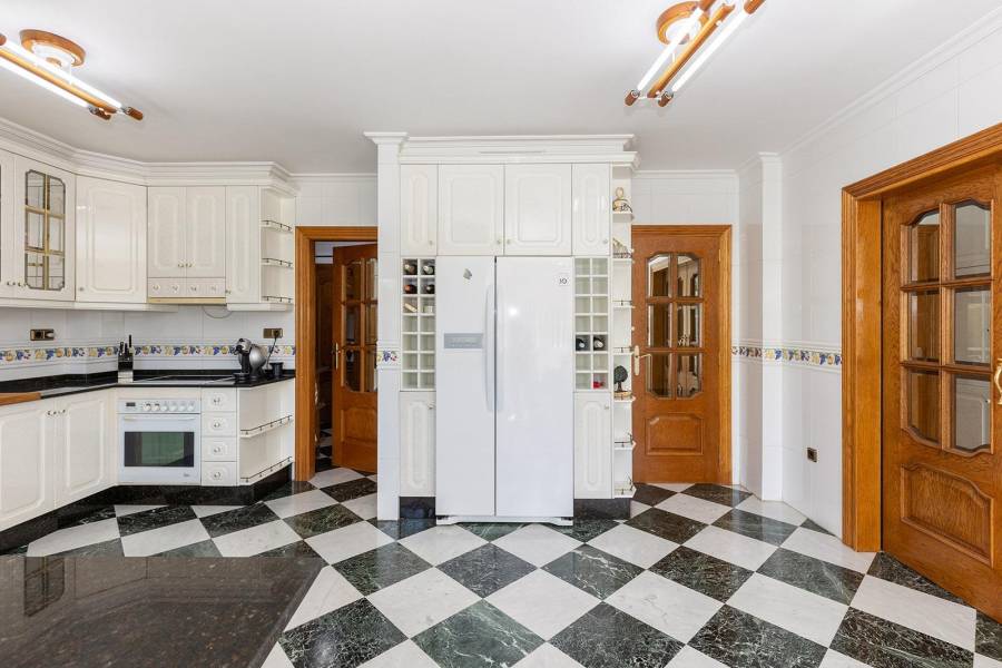 Försäljning - Villa - Torreta florida - Torrevieja