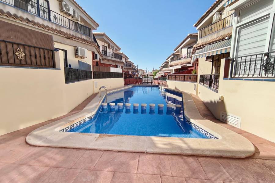 Salg - Rekkehus - Aguas nuevas 1 - Torrevieja