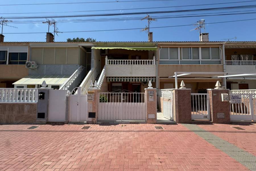 Venta - Bungalow Planta Baja - Playa de los Naufragos - Torrevieja