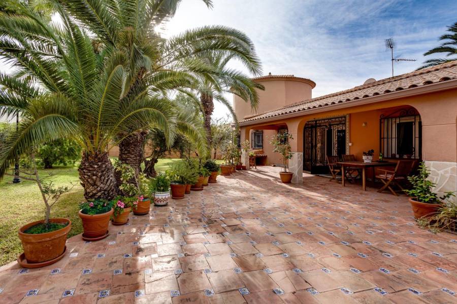 Venta - Villa de Lujo - San luis - Torrevieja