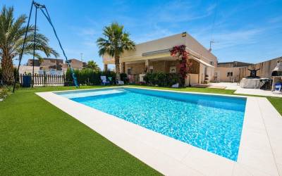 Chalet - Venta - Torreta florida - Torrevieja