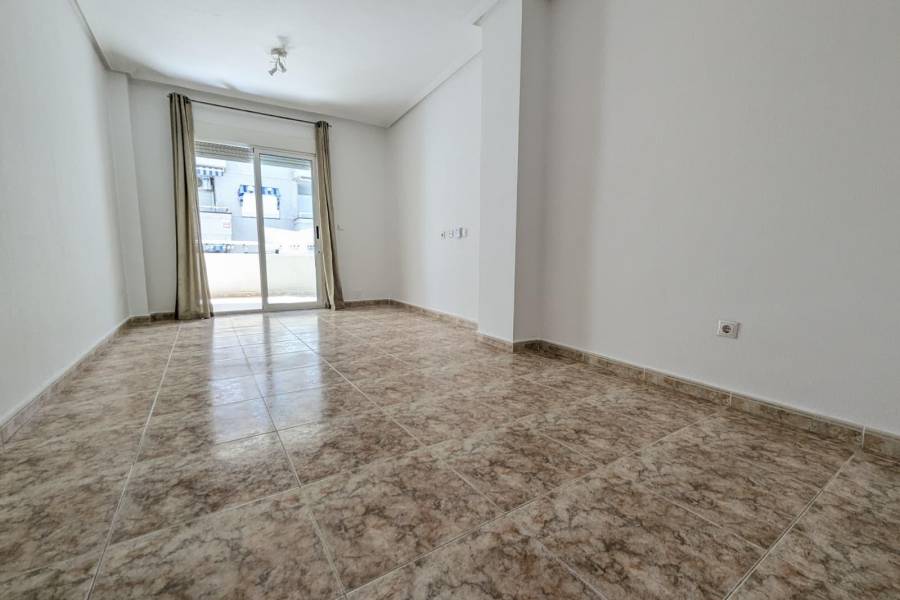 Venta - Apartamento - Playa del Cura - Torrevieja