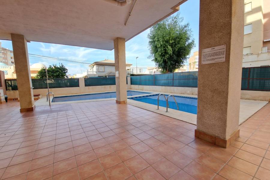 Sale - Apartment - Nueva Torrevieja - Torrevieja