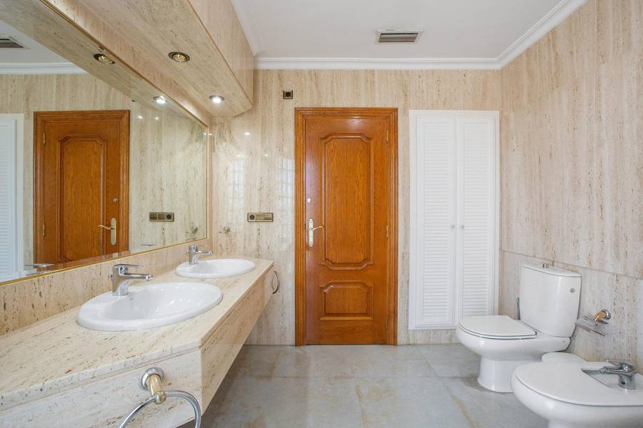 Försäljning - Villa - Torreta florida - Torrevieja