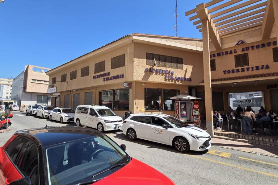 Venta - Apartamento - Estacion de autobuses - Torrevieja