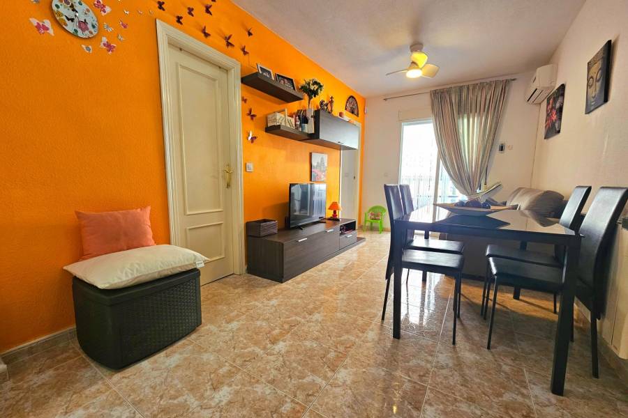 Sale - Apartment - Centro - Torrevieja