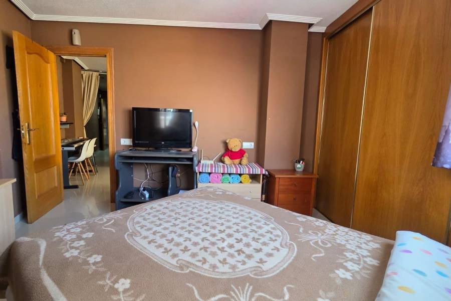 Venta - Apartamento - Paseo maritimo - Torrevieja