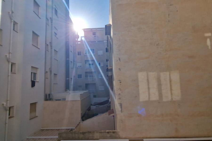 Venta - Apartamento - Playa del cura - Torrevieja