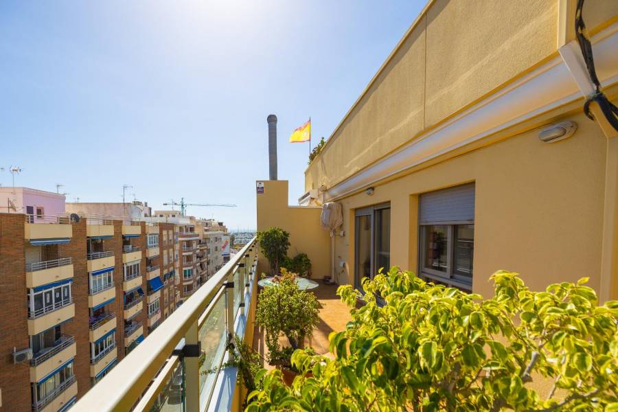 Sale - Penthouse - Centro - Torrevieja