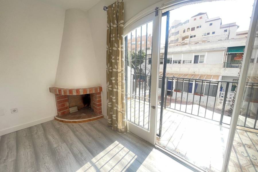 Försäljning - Övervåning Bungalow - Nueva Torrevieja - Torrevieja