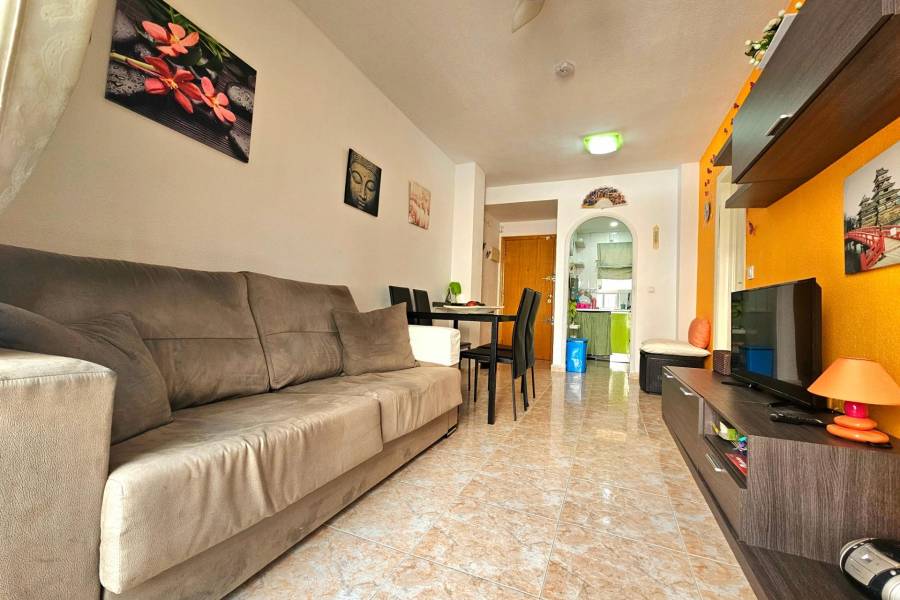 Sale - Apartment - Centro - Torrevieja