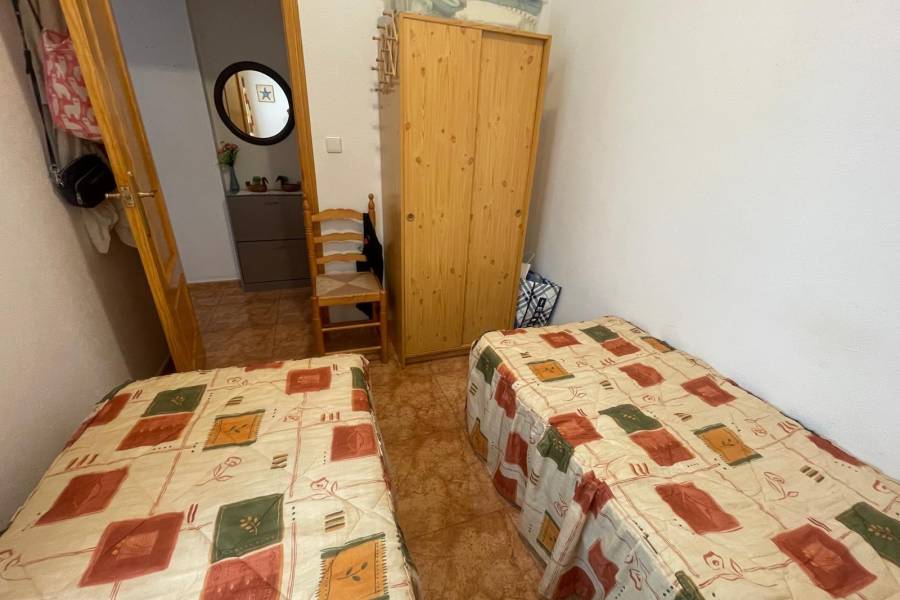 Venta - Apartamento - Playa de los locos - Torrevieja
