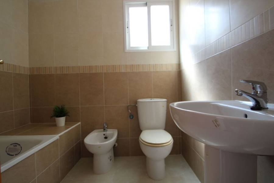 Verkauf - Reihenhaus - Aguas nuevas 1 - Torrevieja