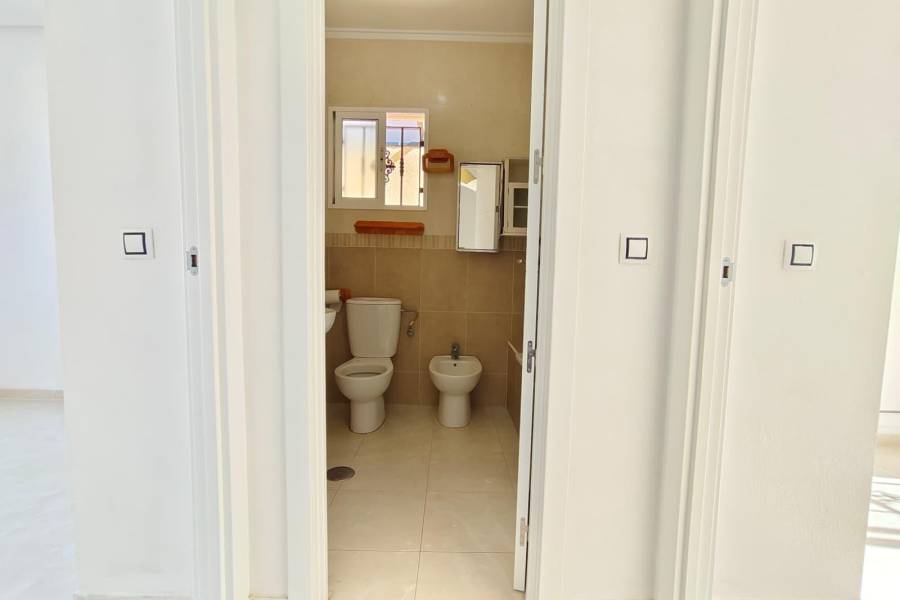 Salg - Rekkehus - Aguas nuevas 1 - Torrevieja
