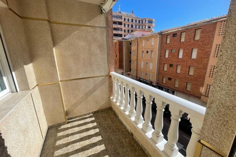 Försäljning - Lägenhet - La Mata - Torrevieja